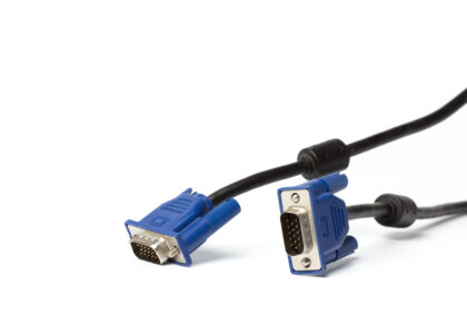 “High-quality dual screen HDMI cable used to connect two monitors for extended or mirrored display.”